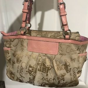 Used Original Coach Horse and Buggy Bag in Pink